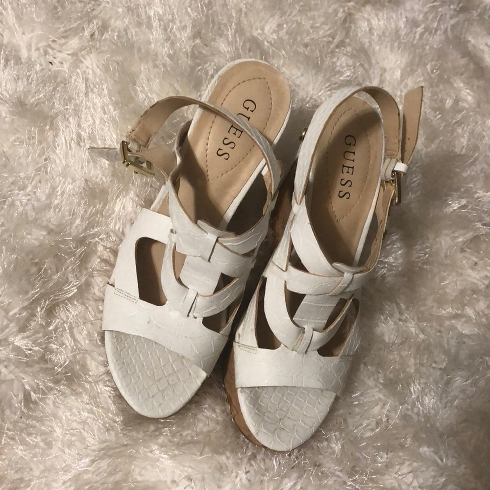 Guess White Wedges